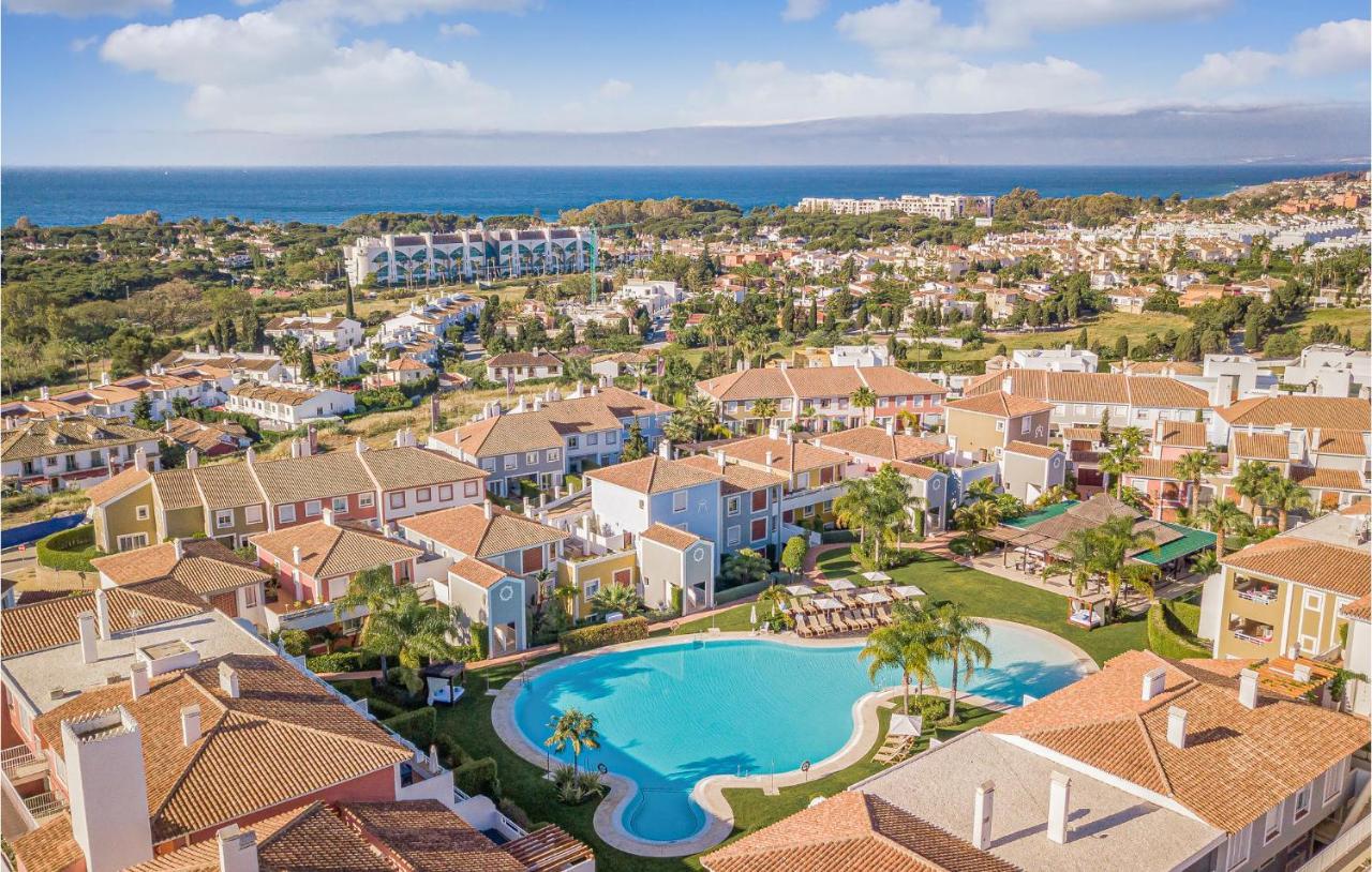 2 Bedroom Gorgeous In Apartment Estepona