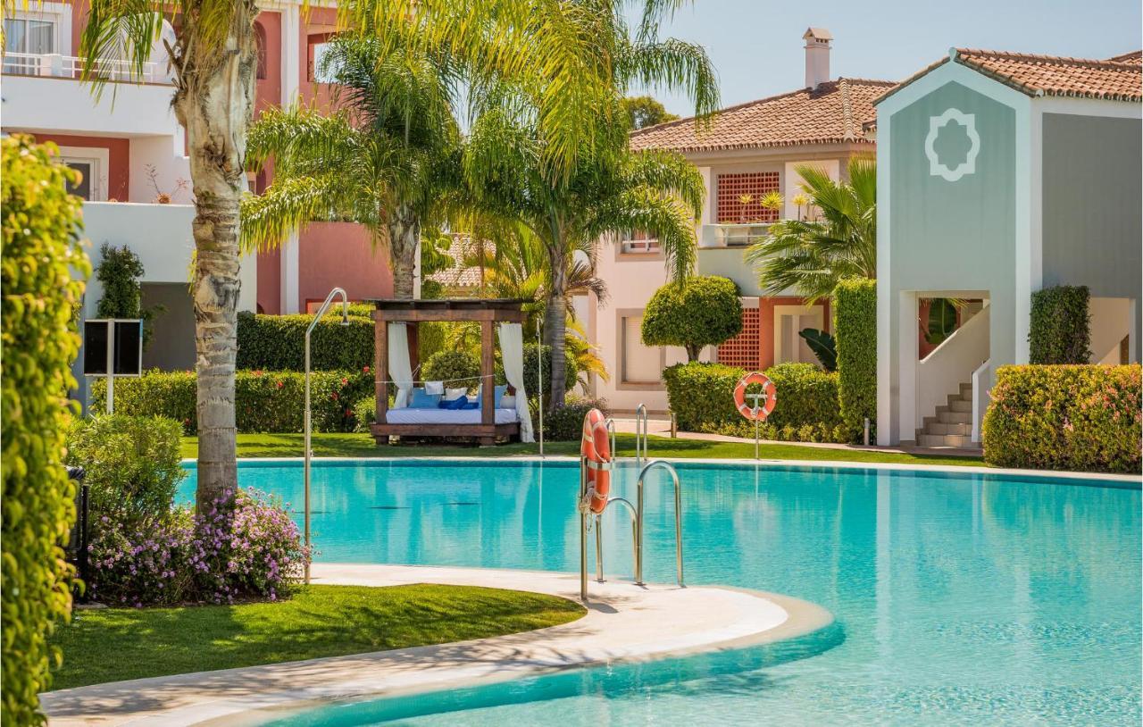 2 Bedroom Gorgeous In Apartment Estepona
